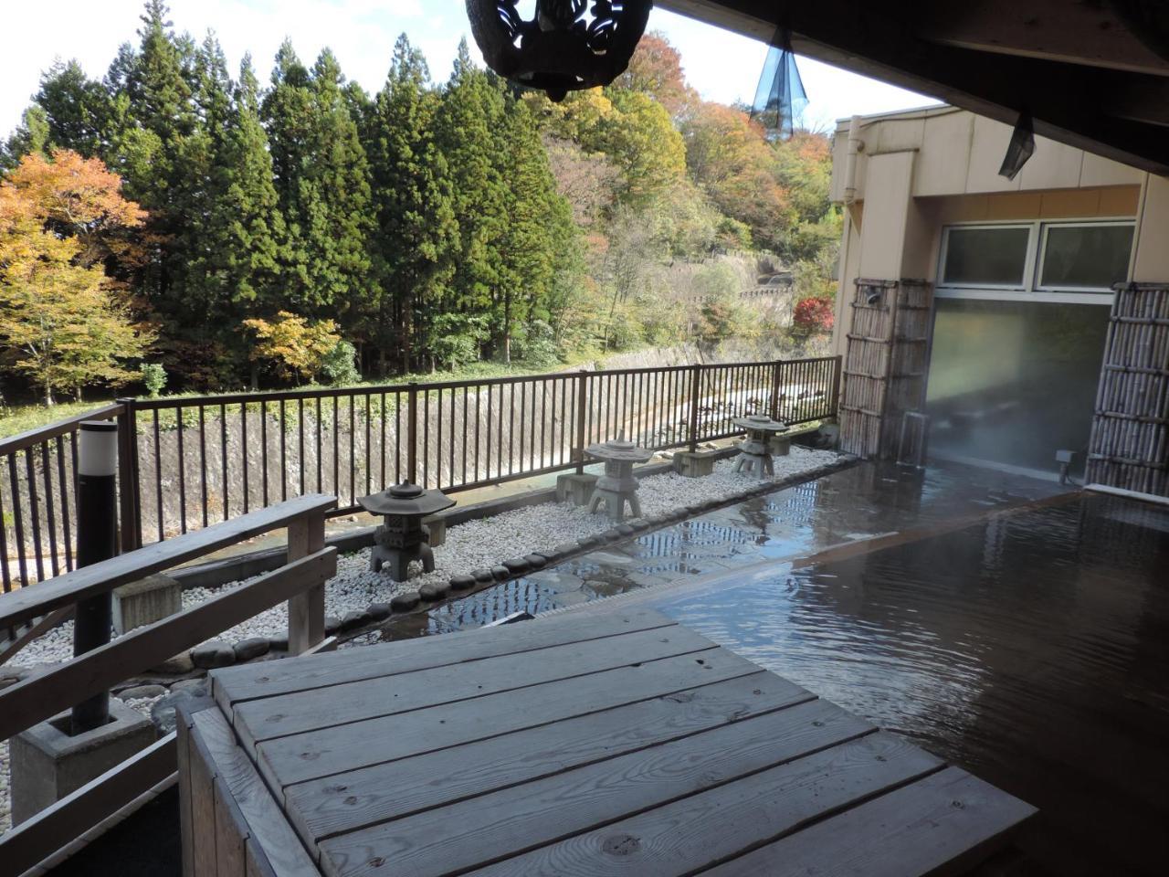 土湯温泉 やすらぎの宿 向瀧旅館 Fukushima  Eksteriør bilde